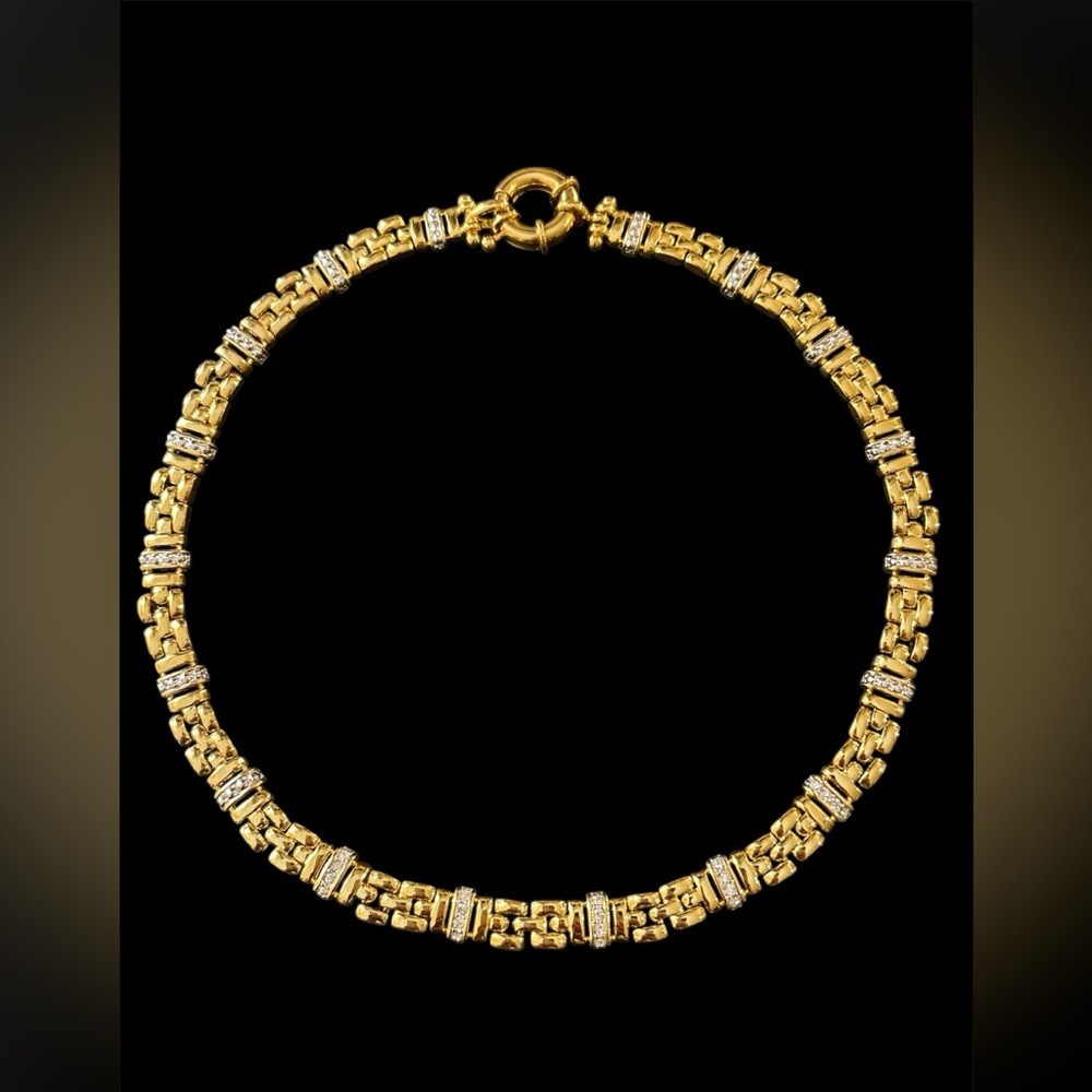 Vintage elegant gold necklace / choker with rhinestones